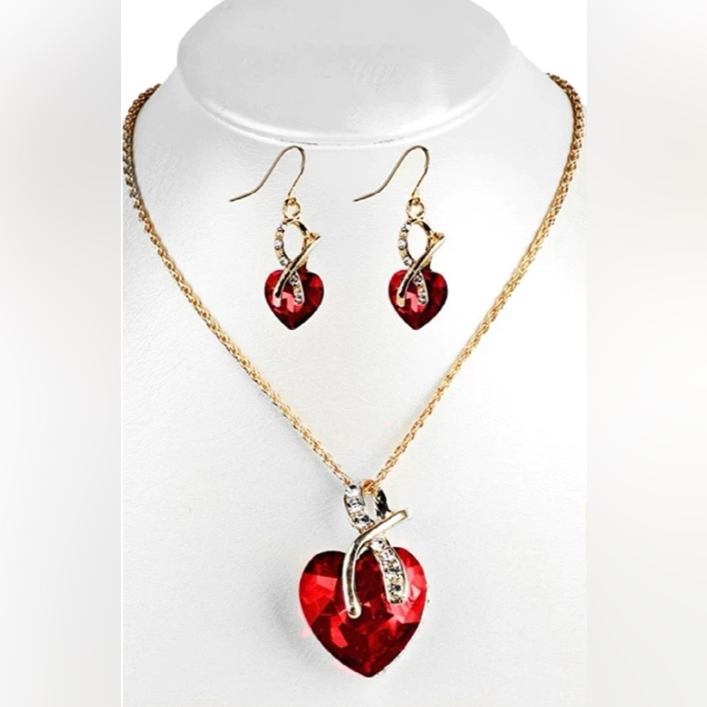 Lg Gold Red Heart Crystals Earrings Necklace Set